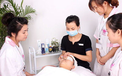 美容院管理秘籍 做到這四點，輕松穩住核心員工